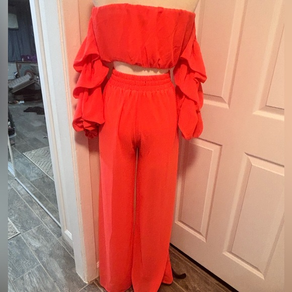 Orange set - Picture 3 of 5